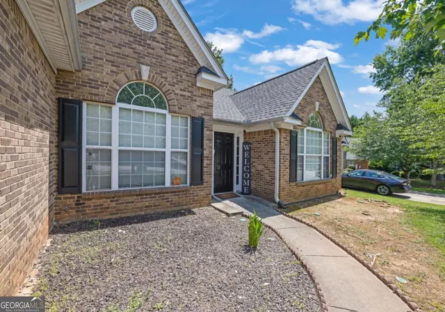Photo 3 of Single family home for sale at 135 Chandler Ridge Ln, Lawrenceville, GA 30045 | MLS# 10778427 | Listing updated on 2026-09-11
