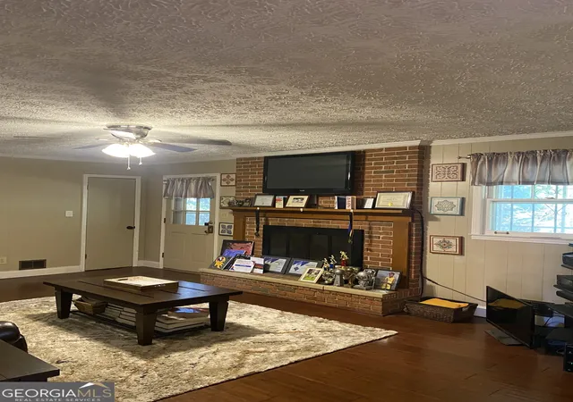 Photo 4 of Single family home for sale at 563 Highway 279, Fayetteville, GA 30214 | MLS# 10736048 | Listing updated on 2026-07-31