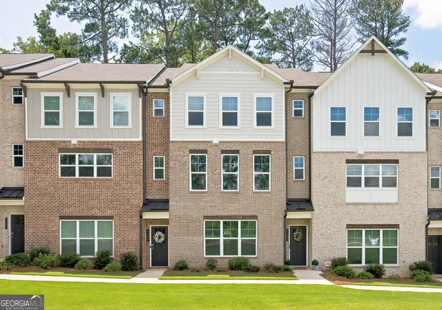 Townhouse for sale at 3401 Catalan Aly, Decatur, GA 30032 | MLS# 10825256