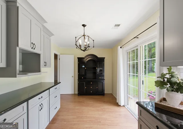 3rd image of 520 Springdale Dr, Royston, GA 30662 | MLS# 10815034