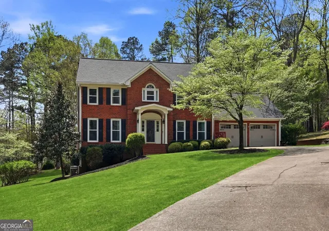 Photo 3 of Single family home for sale at 104 Crabapple Springs Dr, Woodstock, GA 30188 | MLS# 10729551 | Listing updated on 2026-07-01