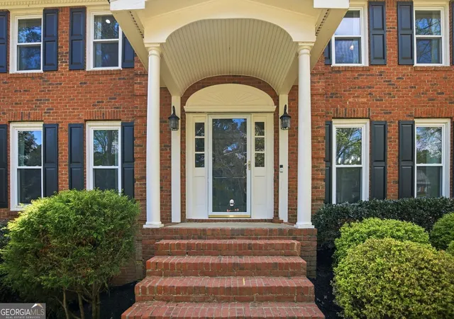 Photo 3 of Single family home for sale at 104 Crabapple Springs Dr, Woodstock, GA 30188 | MLS# 10729551 | Listing updated on 2026-07-01