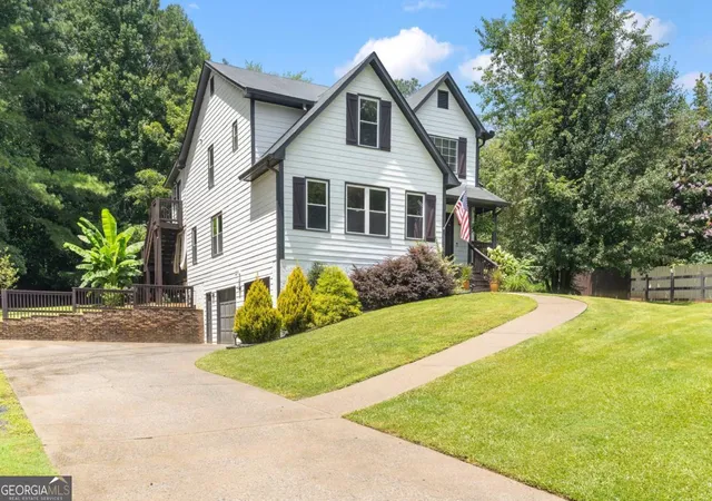 Photo 2 of Single family home for sale at 223 Rebel Rdg, Dallas, GA 30132 | MLS# 10825362 | Listing updated on 2026-08-27