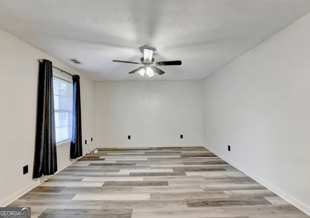 Photo 4 of Single family home for sale at 801 Davis St, Monroe, GA 30655 | MLS# 10769839 | Listing updated on 2026-07-28