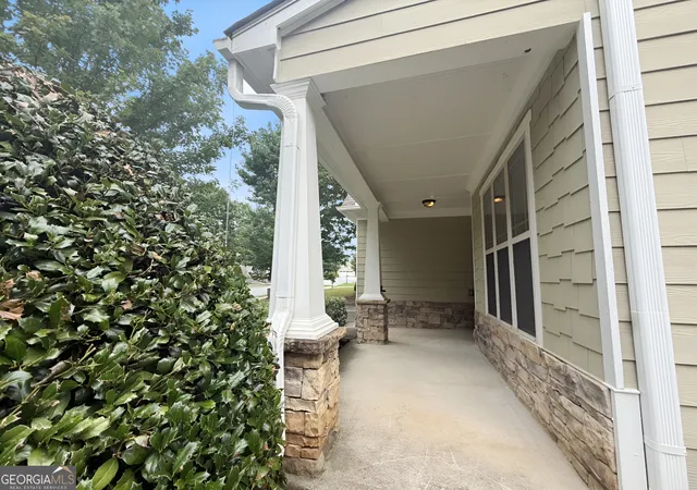 Photo 3 of Single family home for sale at 1704 Wilford Dr, Lawrenceville, GA 30043 | MLS# 10810962 | Listing updated on 2026-08-29