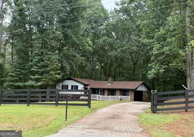 Homes for sale in Lagrange, GA | 779 Newton Rd, Lagrange, GA 30240 | MLS# 10798292