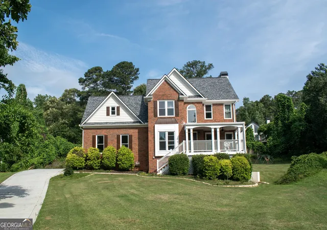 Photo 1 of Single family home for sale at 2735 Hanson Ct, Cumming, GA 30041 | MLS# 10774186 | Listing updated on 2026-10-12