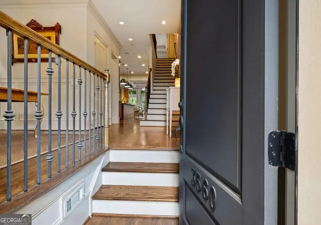 Photo 2 of Townhouse for sale at 3560 Roswell Rd NW #57, Atlanta, GA 30305 | MLS# 10803914 | Listing updated on 2026-07-25