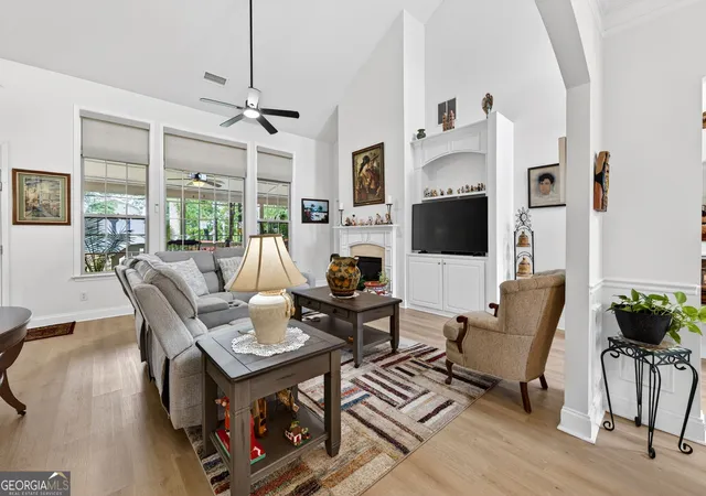 Photo 4 of Single family home for sale at 1020 Amber Waves Ave, Hoschton, GA 30548 | MLS# 10772816 | Listing updated on 2026-08-21