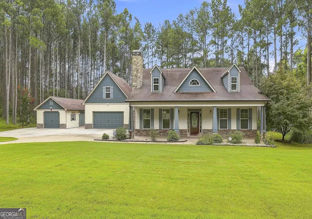 1st image of 19 Rock House Estates Dr, Senoia, GA 30276 | MLS# 10817459