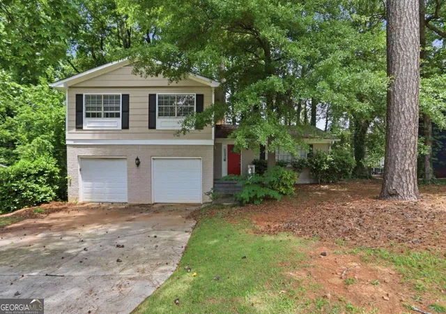 Photo 1 of Sale Pending at 2296 Aurie Dr, Decatur, GA 30034 | MLS# 10781494 | Listing updated on 2026-09-01