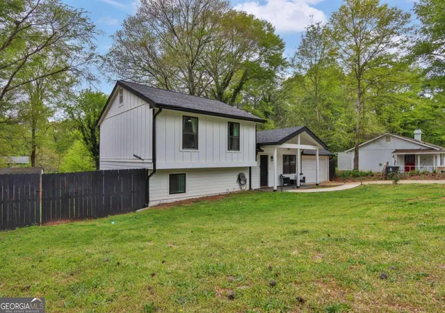 Photo 1 of Single family home for sale at 447 Warren Rd, Lawrenceville, GA 30044 | MLS# 10729785 | Listing updated on 2026-04-24