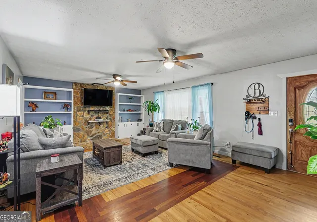 Photo 3 of Single family home for sale at 7388 Post Rd, Winston, GA 30187 | MLS# 10809169 | Listing updated on 2026-09-13