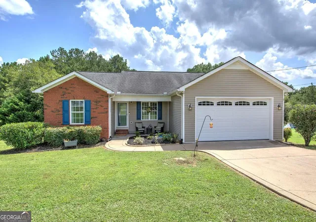 1st image of 152 Brewer Rd, Kingston, GA 30145 | MLS# 10825906