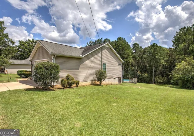 2nd image of 152 Brewer Rd, Kingston, GA 30145 | MLS# 10825906