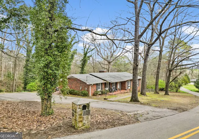 Photo 2 of Single family home for sale at 206 Hammond Dr, Summerville, GA 30747 | MLS# 10708468 | Listing updated on 2026-09-16