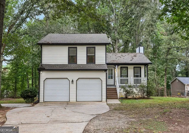 Photo 1 of Single family home for sale at 723 Jockey Ln, Auburn, GA 30011 | MLS# 10870185 | Listing updated on 2026-10-28