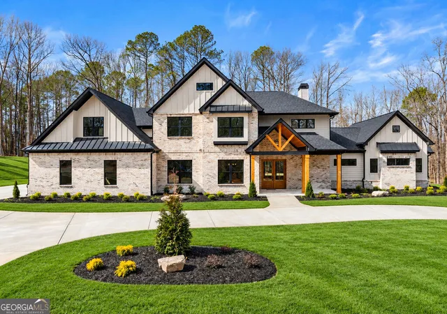Photo 1 of Single family home for sale at 1178 Pinnacle Dr, Hoschton, GA 30548 | MLS# 10841175 | Listing updated on 2026-10-28