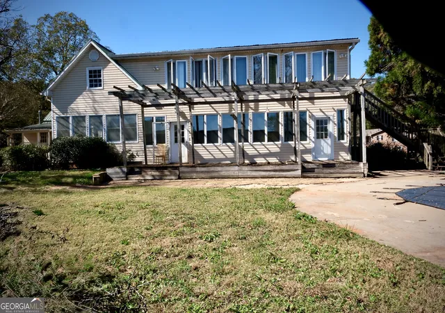 4th image of 1825 Groaning Rock Rd, Commerce, GA 30530 | MLS# 10773180