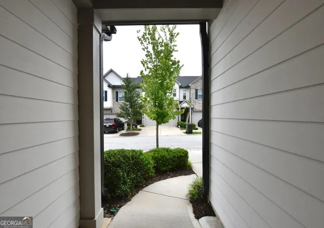 Photo 4 of Townhouse for sale at 1349 Cooper Springs Rd, Grayson, GA 30017 | MLS# 10821934 | Listing updated on 2026-08-21