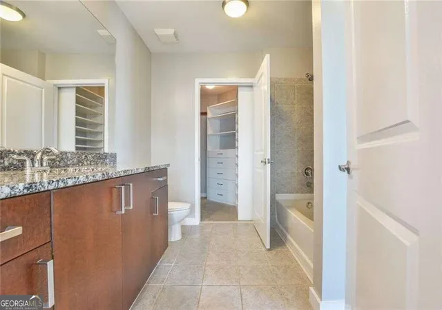 Photo 3 of Condo for sale at 250 Pharr Rd NE #2002, Atlanta, GA 30305 | MLS# 10634115 | Listing updated on 2026-09-23