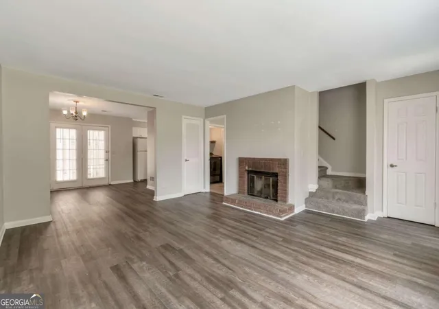 3rd image of 136 Old Ferry Wy, Roswell, GA 30076 | MLS# 10824788