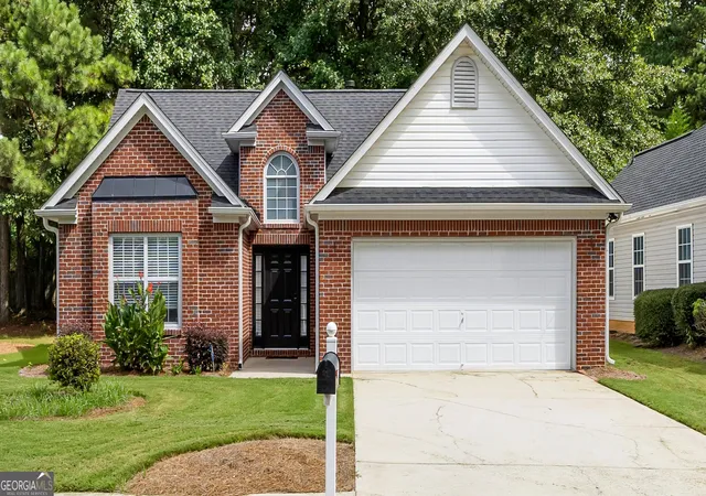 1st image of 150 Eastfield Ct, Fayetteville, GA 30215 | MLS# 10819234