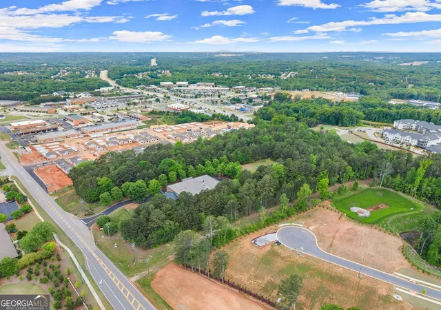 3rd image of 5378 Thompson Mill Rd, Hoschton, GA 30548 | MLS# 10764427