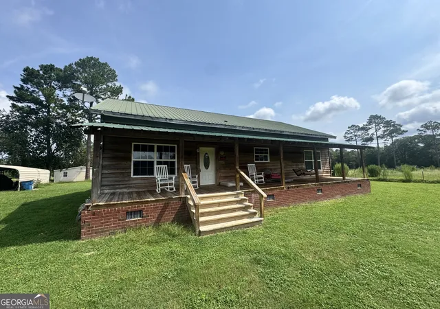 2nd image of 470 Ed Harrell Rd, Hortense, GA 31543 | MLS# 10819008