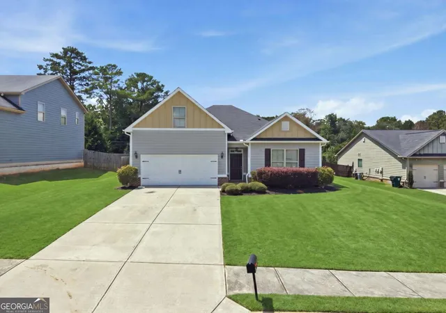 Photo 3 of Single family home for sale at 6311 Horizon Ct, Rex, GA 30273 | MLS# 10828494 | Listing updated on 2026-09-21