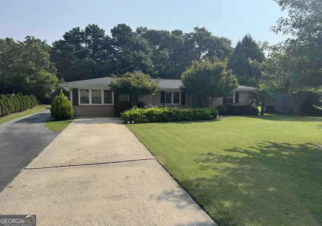 Photo 1 of Single family home for sale at 119 Maddox Rd, Griffin, GA 30224 | MLS# 10815657 | Listing updated on 2026-08-13