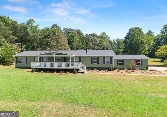 Photo 1 of Manufactured home for sale at 82 Bobbys Dr, Cleveland, GA 30528 | MLS# 10833286 | Listing updated on 2026-09-17