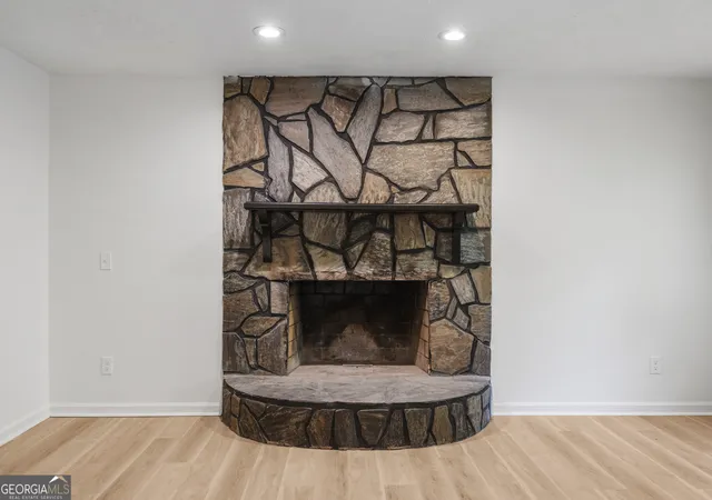 Photo 4 of Single family home for sale at 134 N Lake Dr, Lagrange, GA 30240 | MLS# 10757554 | Listing updated on 2026-08-12