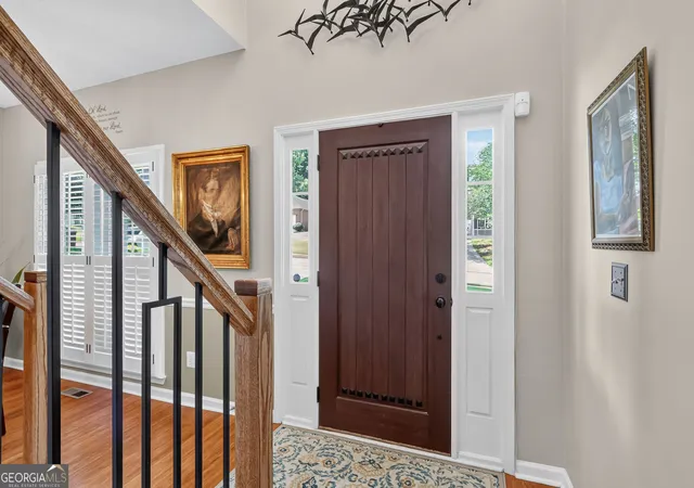 3rd image of 10680 Pinewalk Forest Cir, Alpharetta, GA 30022 | MLS# 10789618