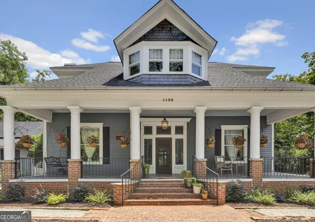 2nd image of 1102 Emory St, Oxford, GA 30054 | MLS# 10804343