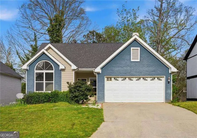 Photo 1 of Single family home for sale at 694 Shore View, Lithonia, GA 30058 | MLS# 10817791 | Listing updated on 2026-09-23