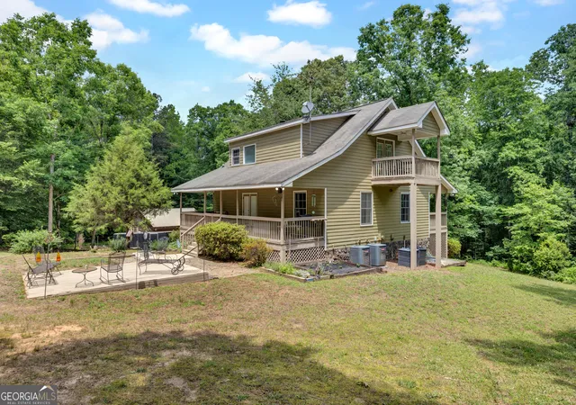 1st image of 560 Hawk Trl, Newborn, GA 30056 | MLS# 10816652