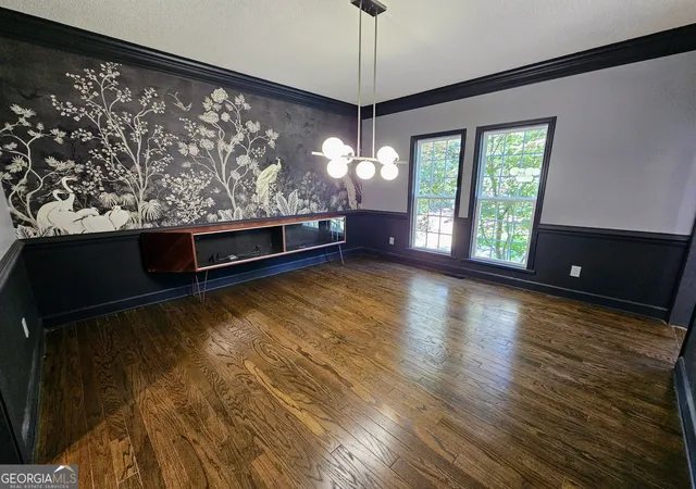 Photo 3 of Sale Pending at 225 Nacoochee Dr, Woodstock, GA 30188 | MLS# 10773824 | Listing updated on 2026-09-09