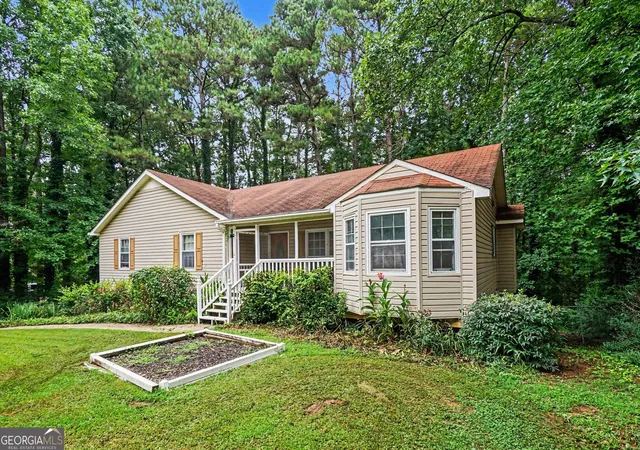 Photo 1 of Single family home for sale at 6160 Picketts Rdg Nw, Acworth, GA 30101 | MLS# 10814211 | Listing updated on 2026-10-08
