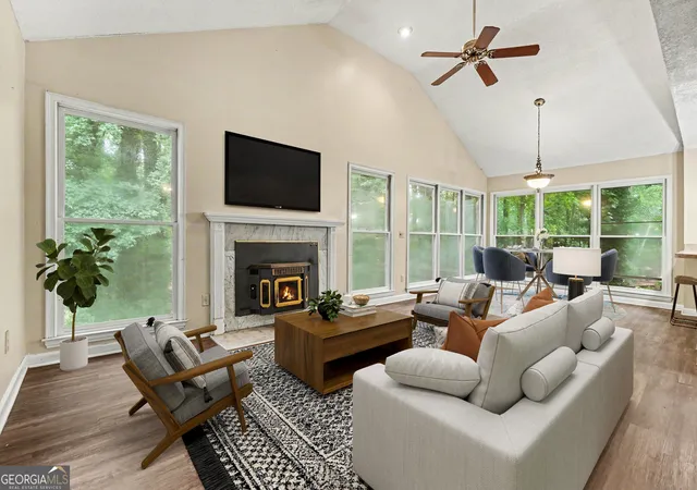 Photo 4 of Single family home for sale at 6160 Picketts Rdg Nw, Acworth, GA 30101 | MLS# 10814211 | Listing updated on 2026-10-08