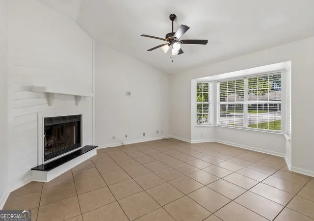 Photo 4 of Single family home for sale at 206 Somerset Rd, St. Marys, GA 31558 | MLS# 10812019 | Listing updated on 2026-09-16