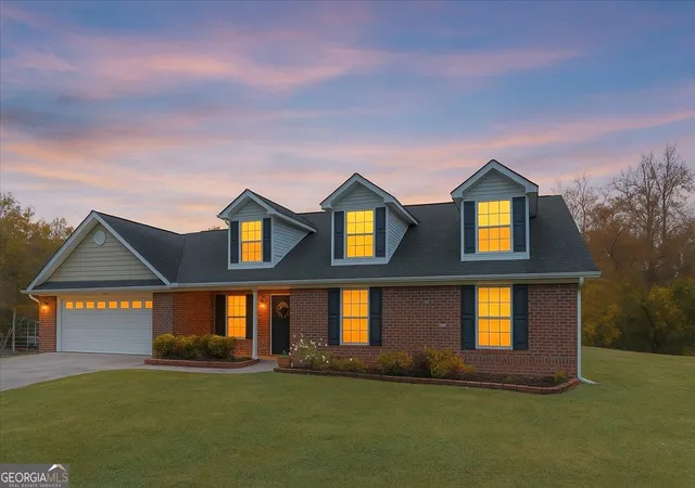 Homes for sale in Ringgold, GA | 425 Creeks Jewell Dr, Ringgold, GA 30736 | MLS# 10638456