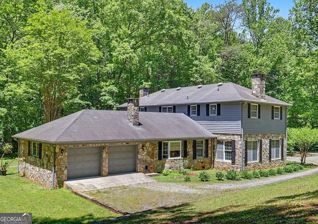 Photo 1 of Single family home for sale at 1127 Burch Branch Rd, Hiawassee, GA 30546 | MLS# 10771669 | Listing updated on 2026-06-26