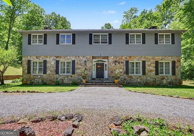 Photo 2 of Single family home for sale at 1127 Burch Branch Rd, Hiawassee, GA 30546 | MLS# 10771669 | Listing updated on 2026-06-26