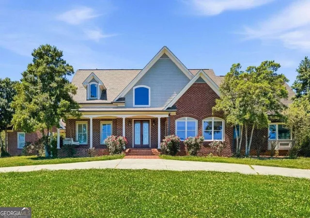 Photo 2 of Sale Pending at 111 Brown Loop Spur Nw, Cartersville, GA 30121 | MLS# 10821621 | Listing updated on 2026-09-08
