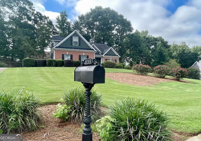 Photo 1 of Single family home for sale at 930 Vinings Dr, Winder, GA 30680 | MLS# 10824010 | Listing updated on 2026-08-25