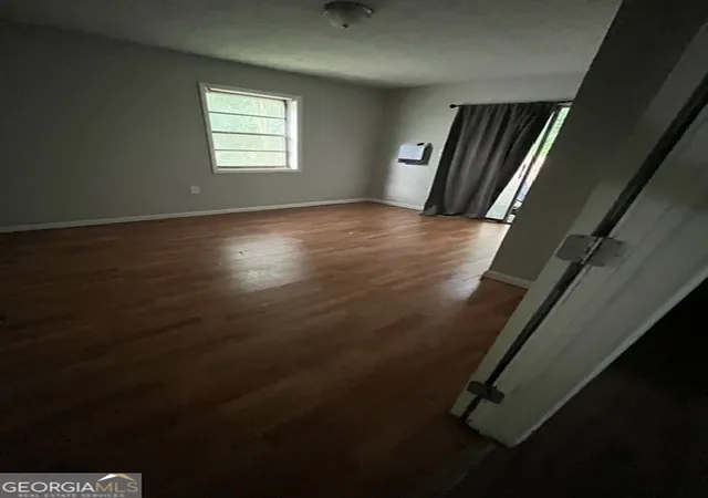 4th image of 1171 Wedgewood Dr Nw, Atlanta, GA 30318 | MLS# 10816608
