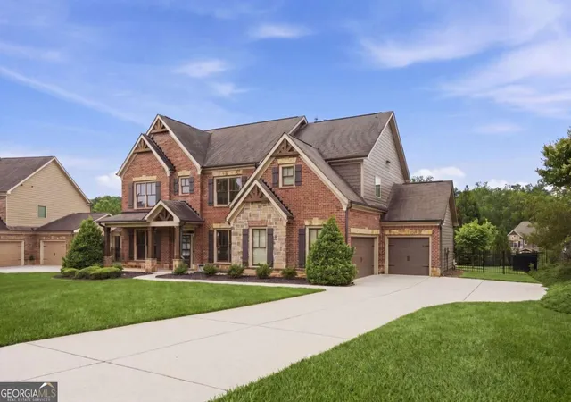 Photo 3 of Single family home for sale at 1884 Granite Hill Ct, Hoschton, GA 30548 | MLS# 10762698 | Listing updated on 2026-10-06