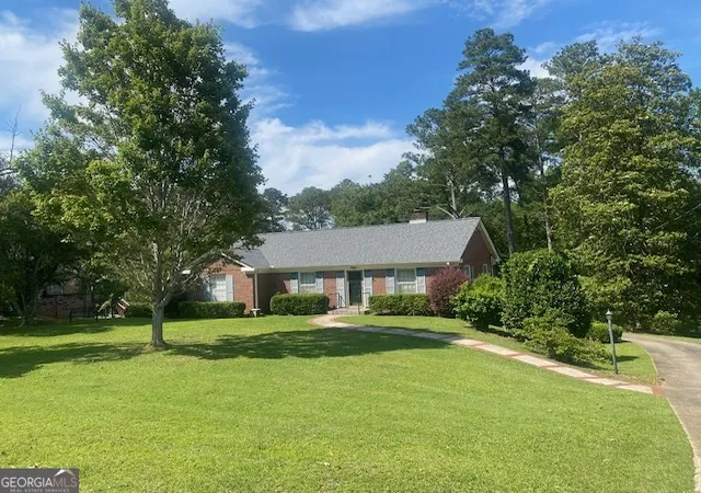 Homes for sale in West Point, GA | 123 Hillcrest Rd, West Point, GA 31833 | MLS# 10780548