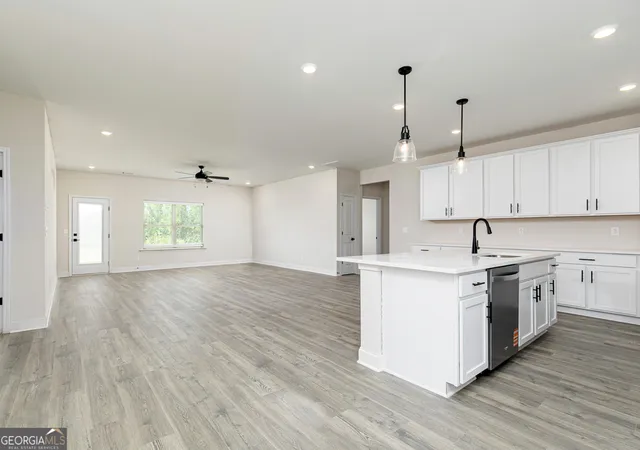 3rd image of 171 Cantrell Dr, Dallas, GA 30157 | MLS# 10799210